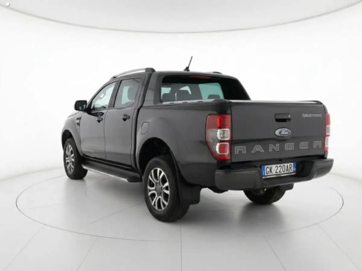 Ford Ranger Pick-up usata a Lucca (4)
