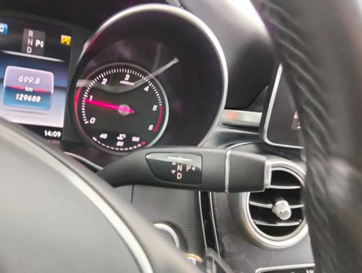 Mercedes-Benz Classe C Station Wagon usata a Como (11)