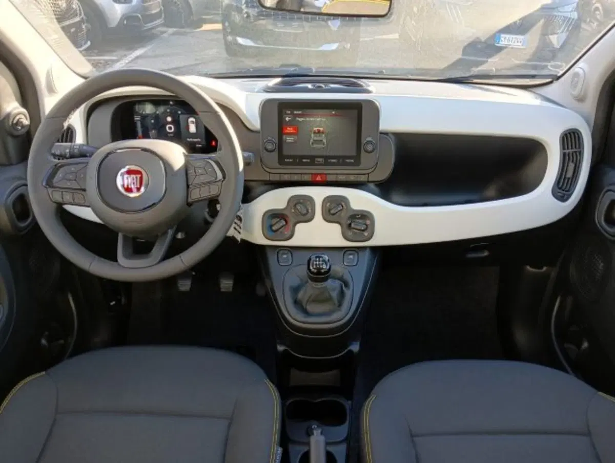 Fiat Panda Cross nuova a Brescia (12)