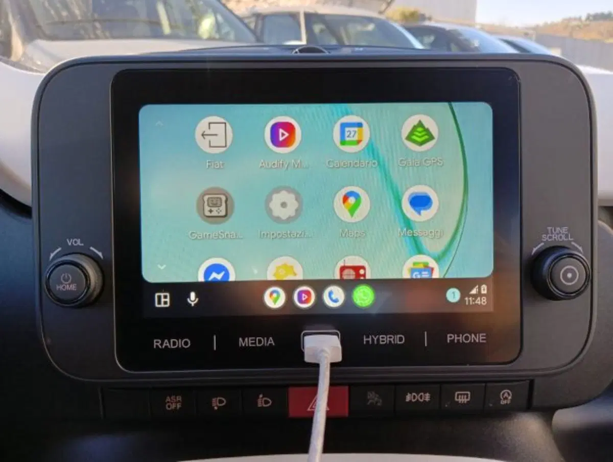 Fiat Panda Cross nuova a Brescia (14)