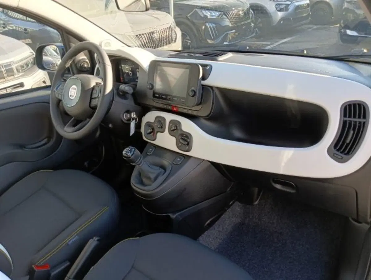 Fiat Panda Cross nuova a Brescia (16)
