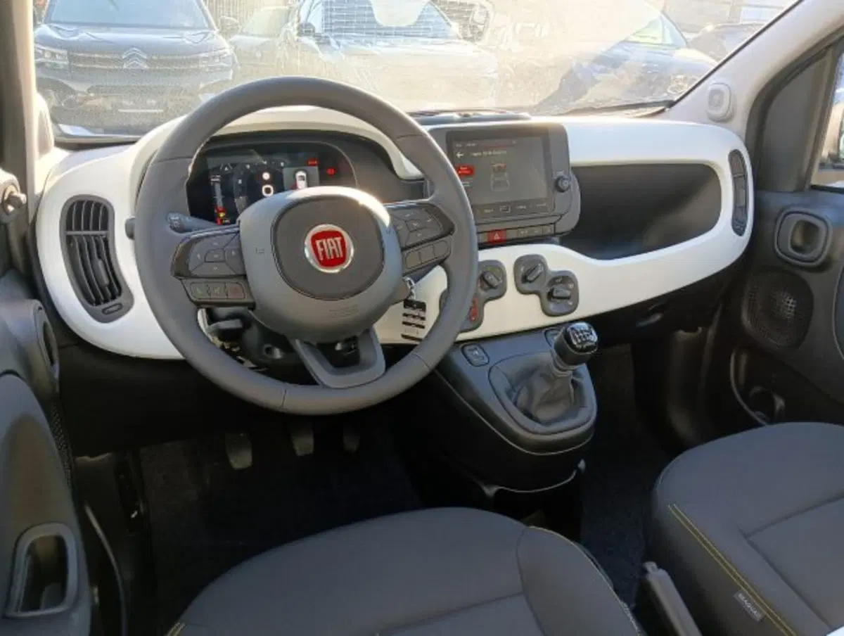 Fiat Panda Cross nuova a Brescia (6)
