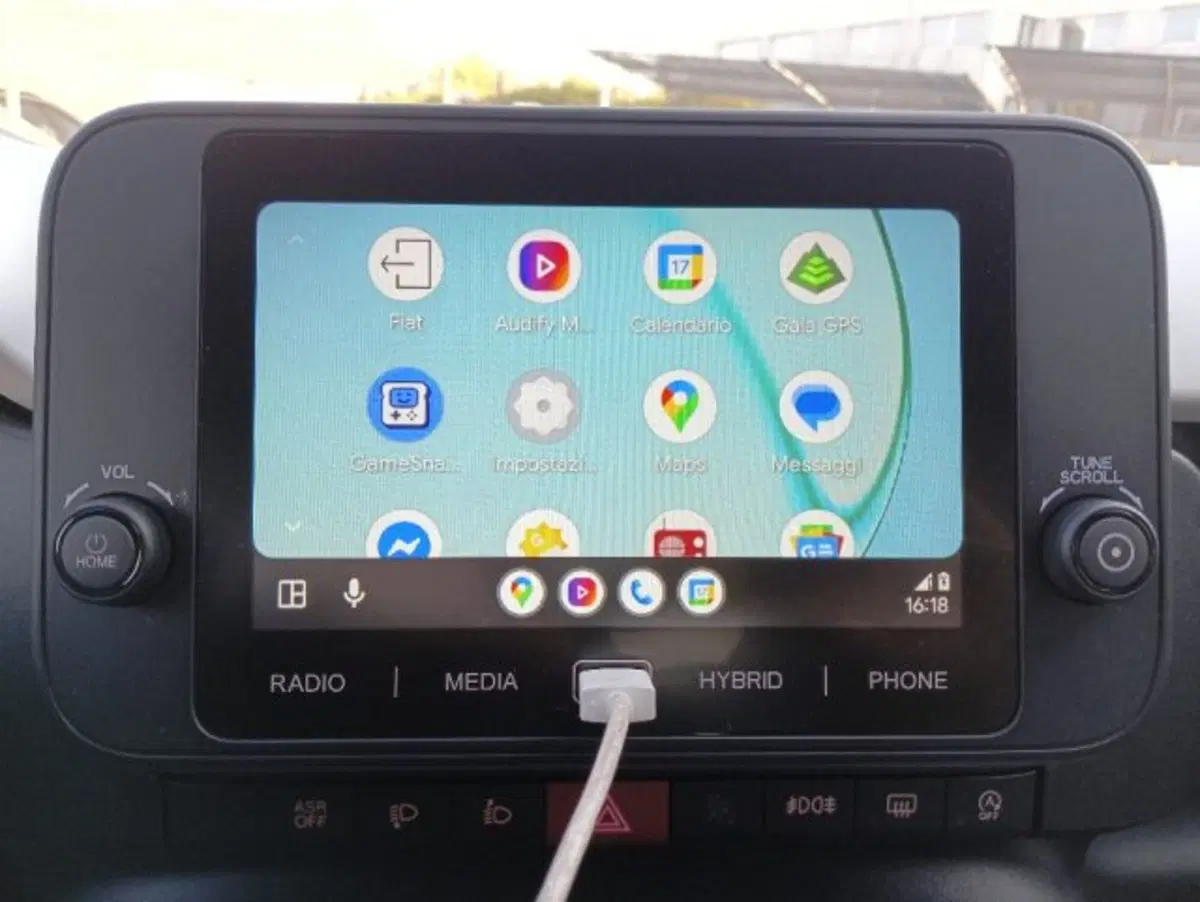 Fiat Panda Cross nuova a Brescia (14)