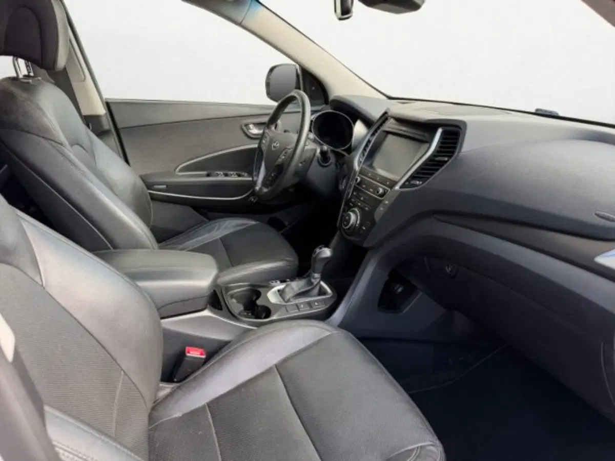 Hyundai Santa Fe usata a Treviso (11)