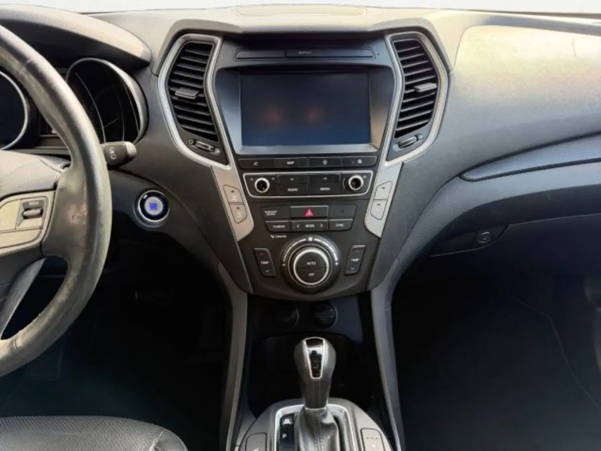 Hyundai Santa Fe usata a Treviso (16)