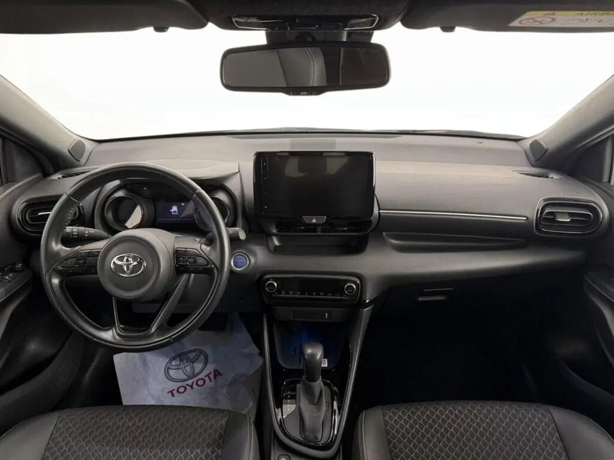 Toyota Yaris Cross usata a Monza e Brianza (8)