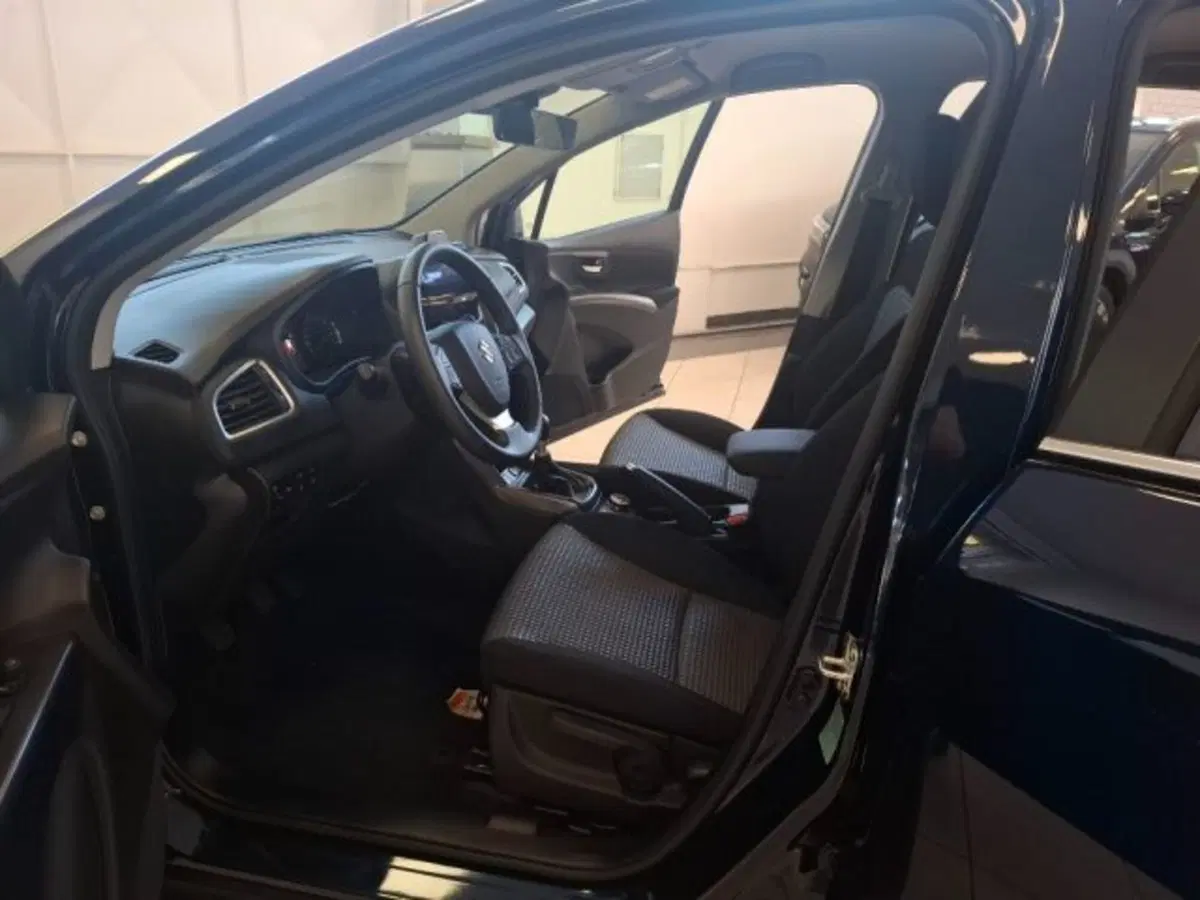 Suzuki S-Cross usata a Reggio Emilia (9)