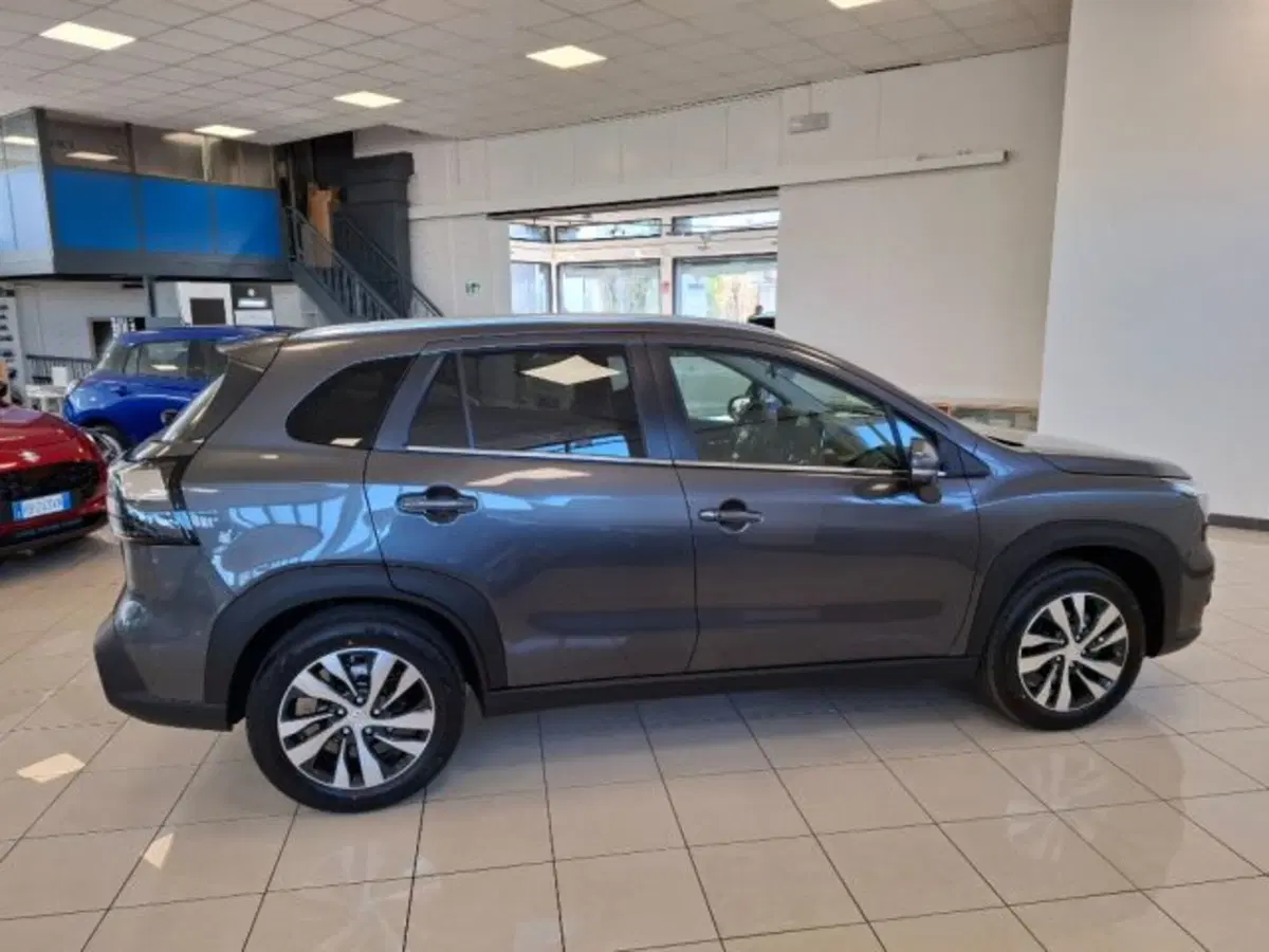 Suzuki S-Cross nuova a Reggio Emilia (7)