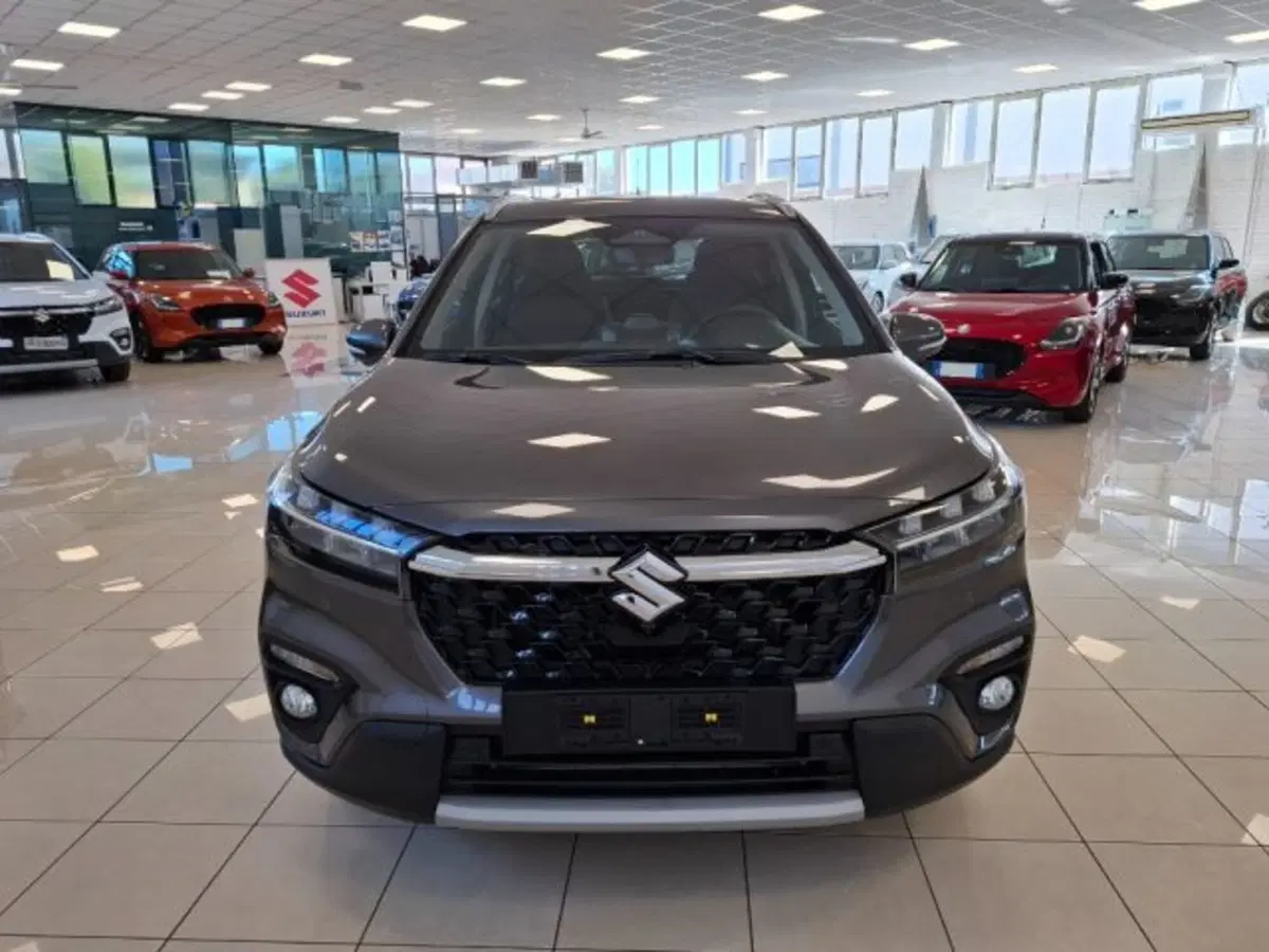 Suzuki S-Cross nuova a Reggio Emilia (9)