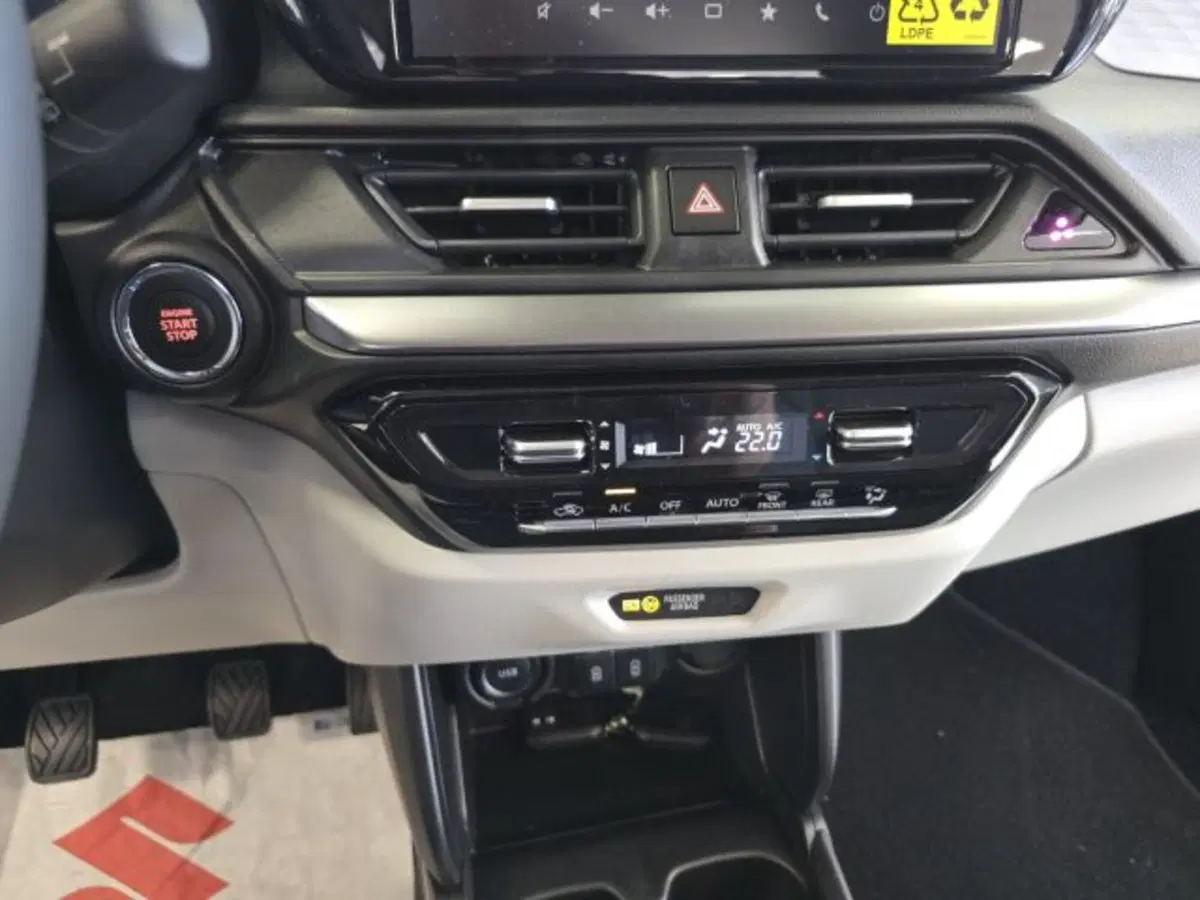 Suzuki Swift nuova a Reggio Emilia (13)
