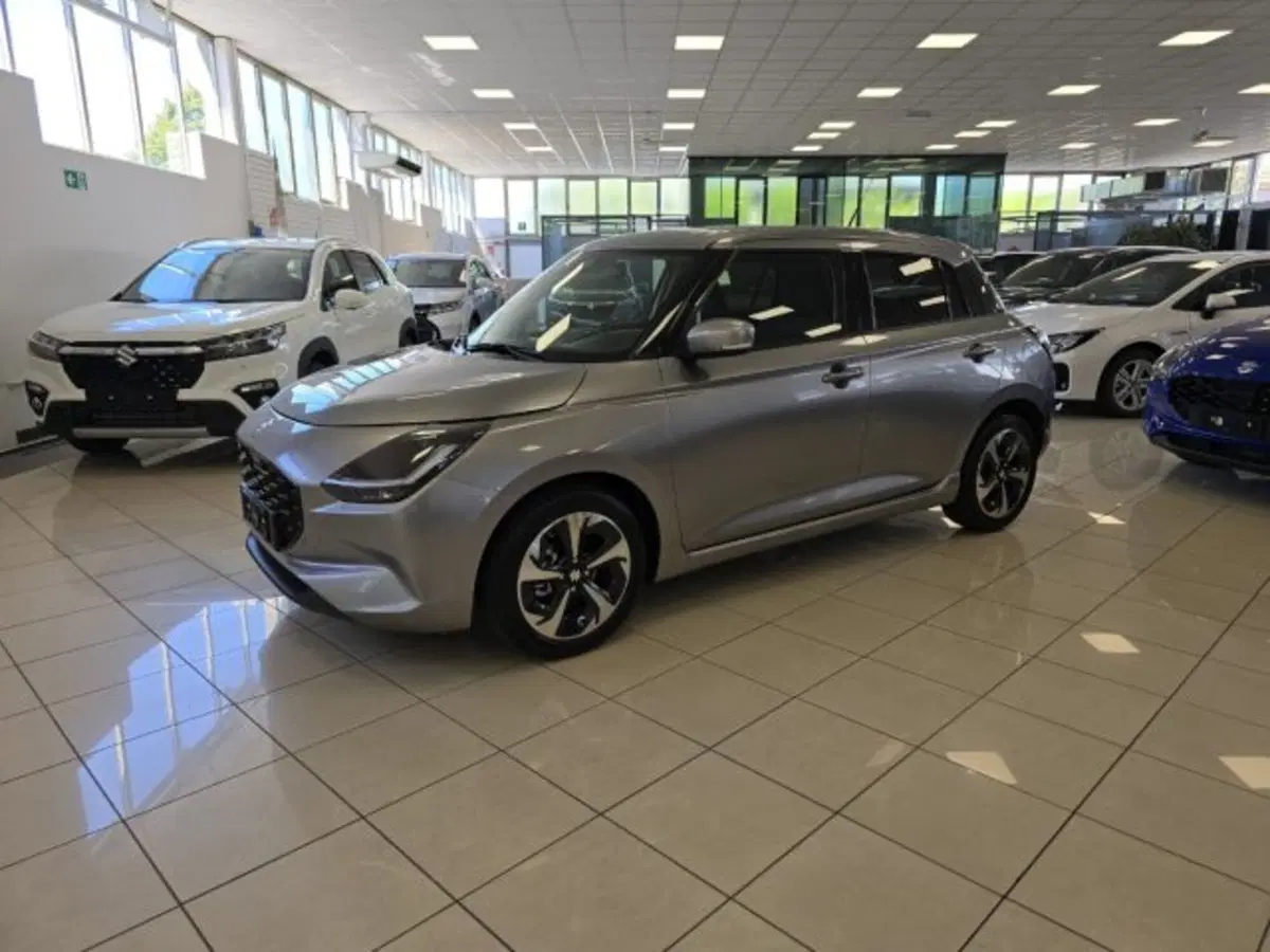Suzuki Swift nuova a Reggio Emilia (2)