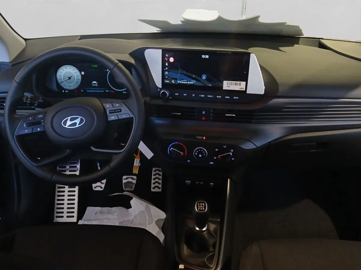 Hyundai Bayon usata a Genova (11)