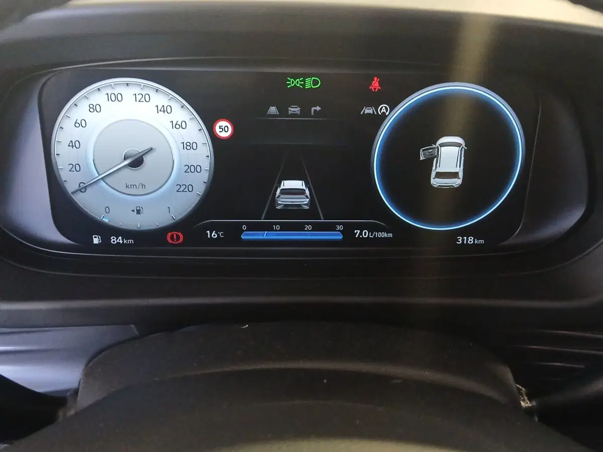 Hyundai Bayon usata a Genova (12)