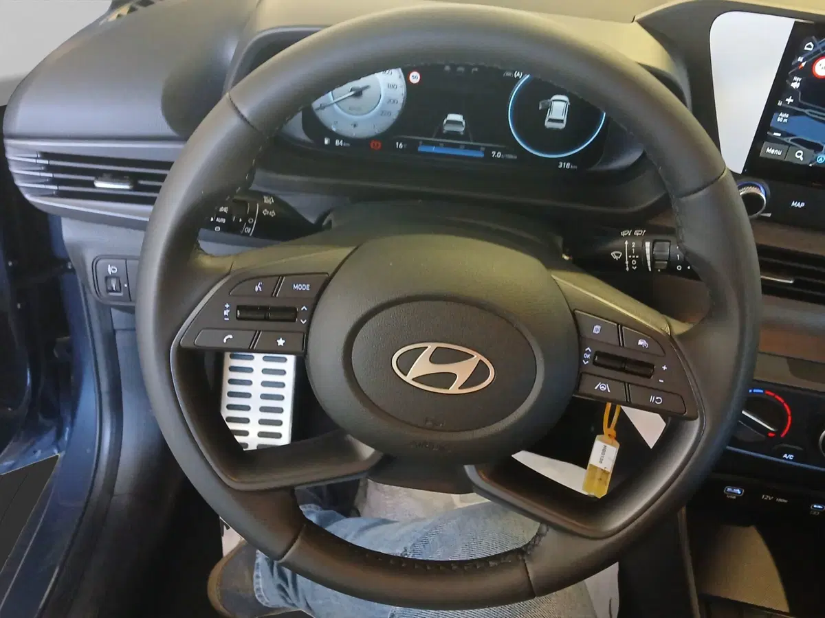 Hyundai Bayon usata a Genova (13)