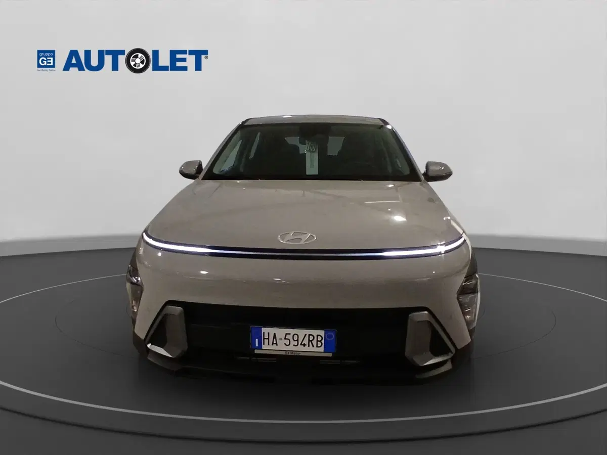 Hyundai Kona nuova a Genova (2)