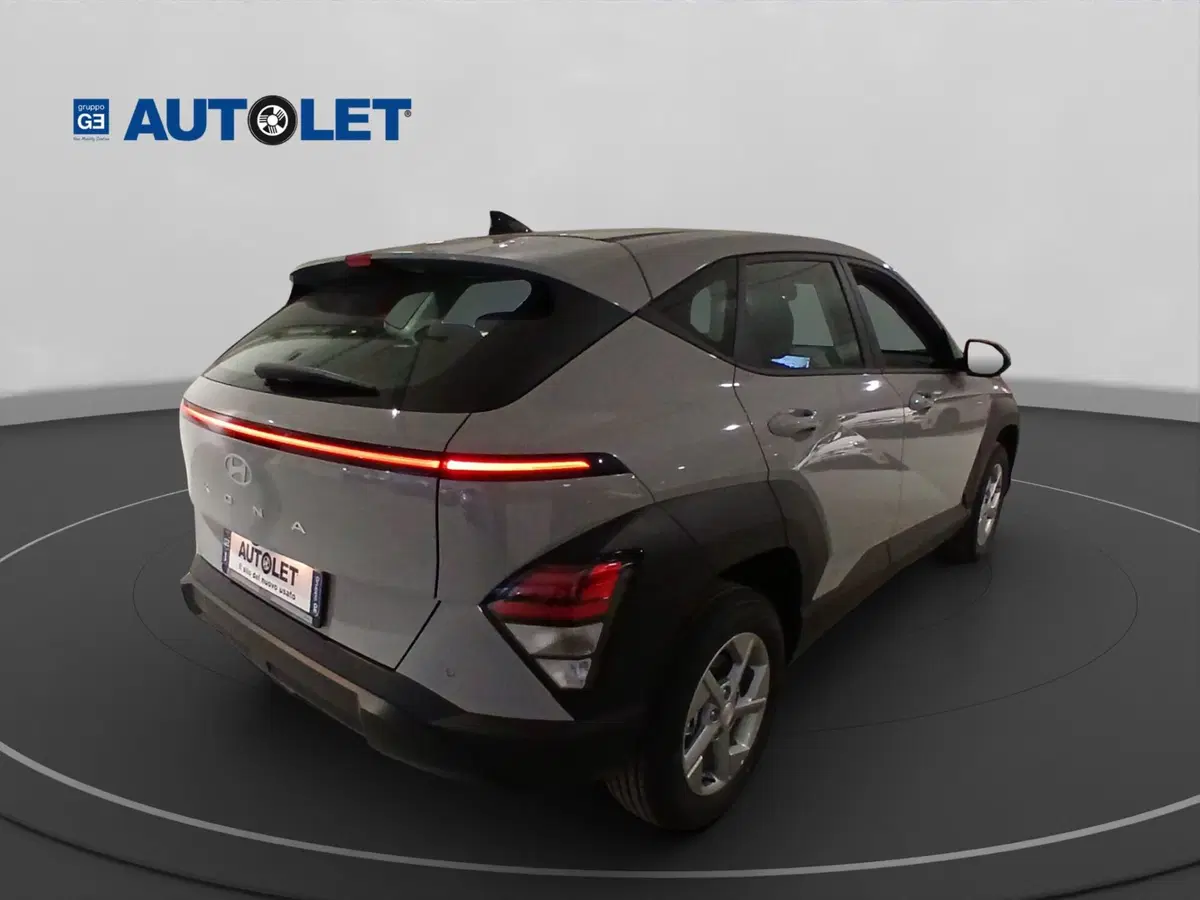 Hyundai Kona nuova a Genova (7)