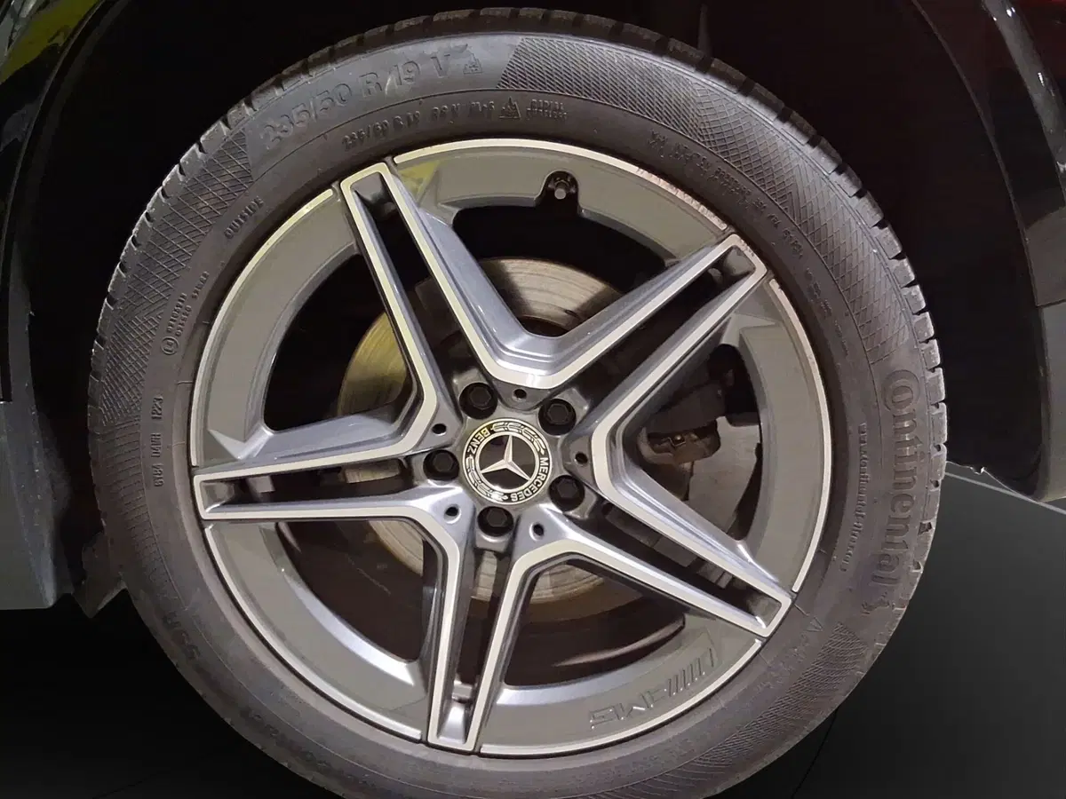 Mercedes-Benz GLA SUV usata a Genova (18)