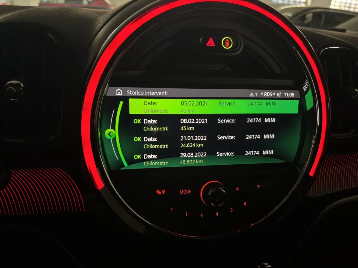 MINI Mini Countryman usata a Genova (19)