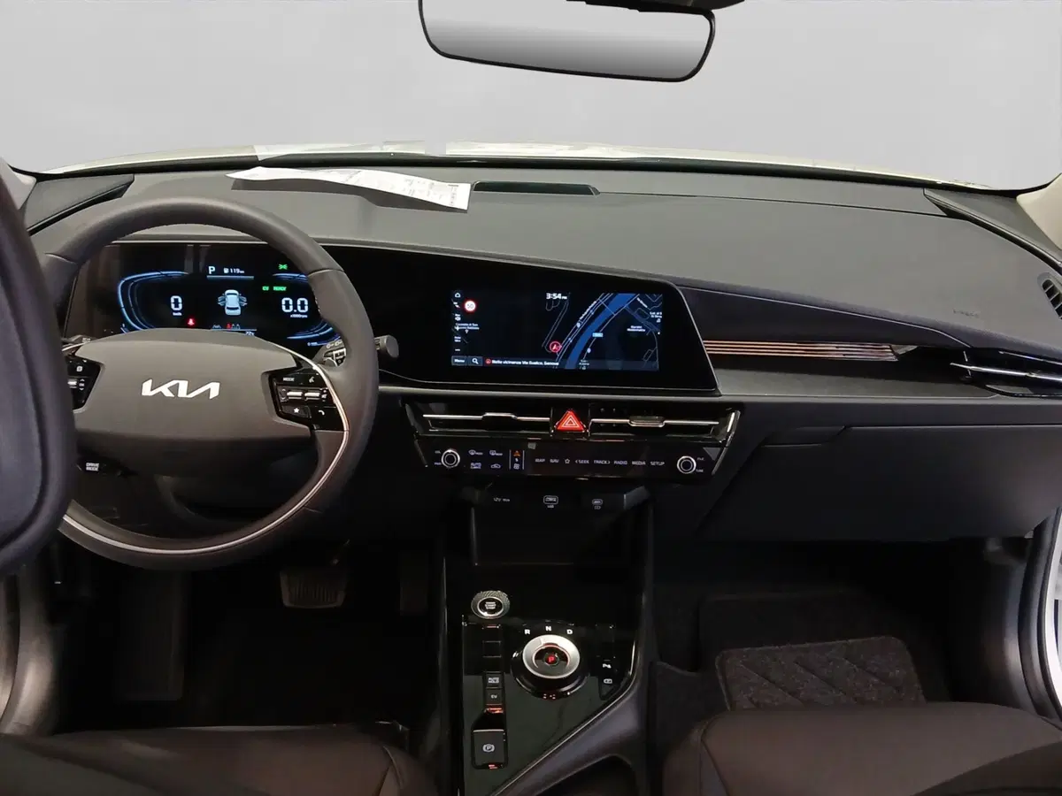 Kia Niro nuova a Genova (11)