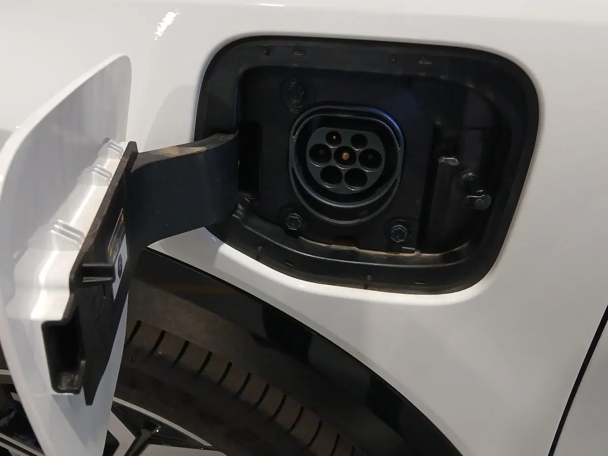 Kia Niro nuova a Genova (20)