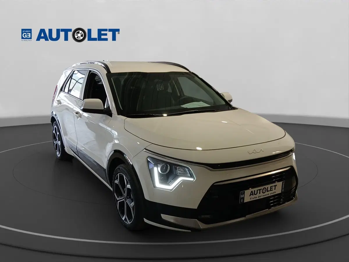 Kia Niro nuova a Genova (3)