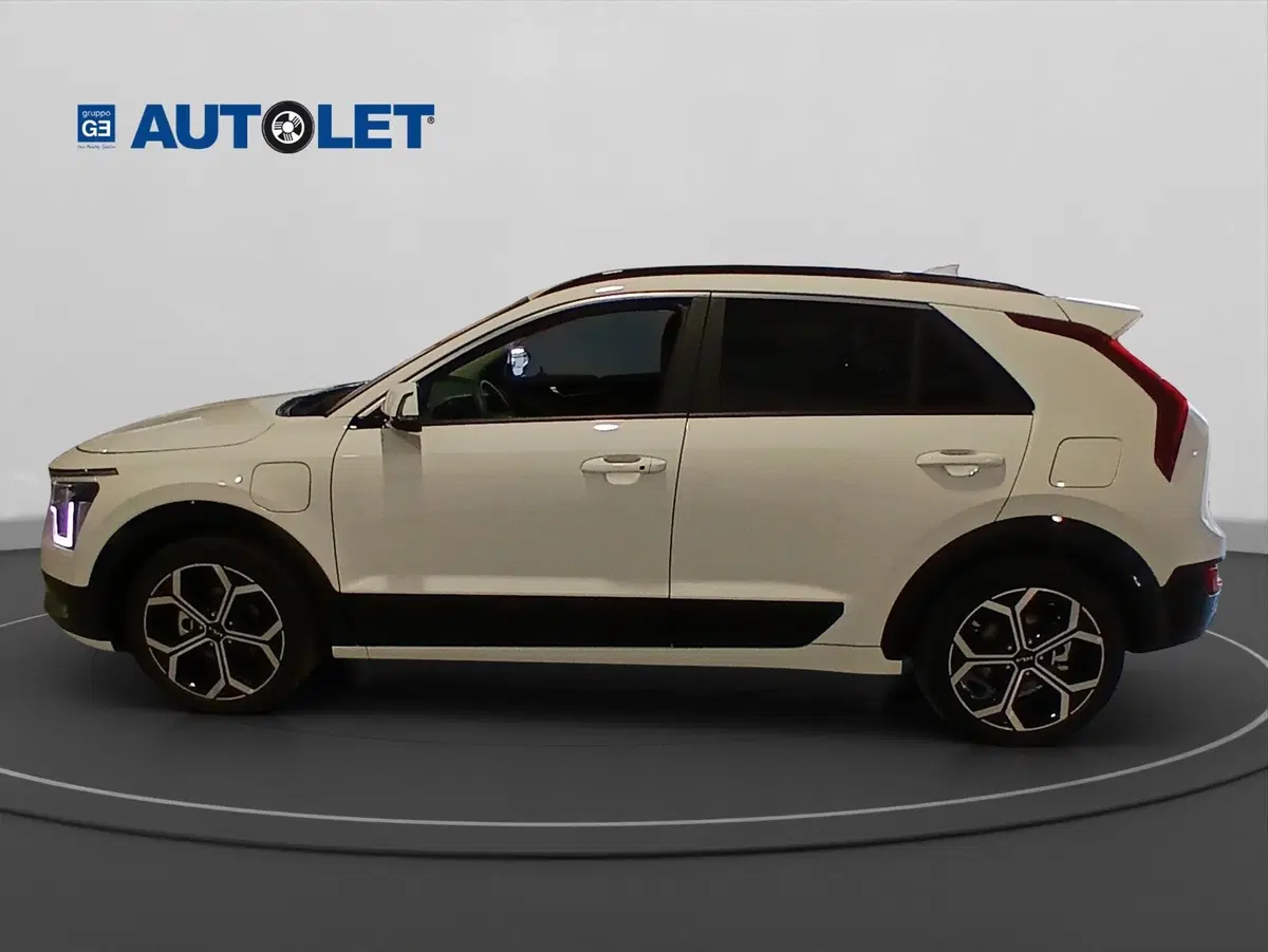 Kia Niro nuova a Genova (5)