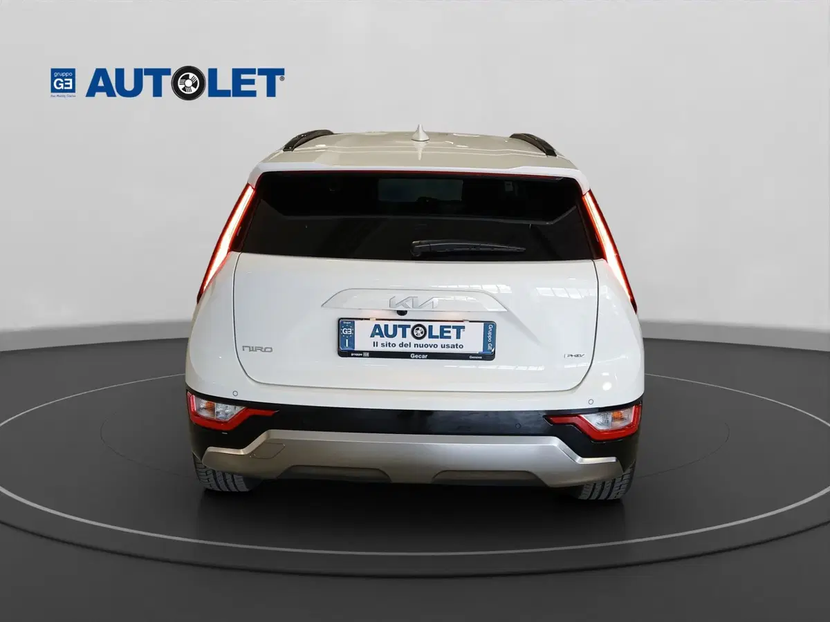 Kia Niro nuova a Genova (6)