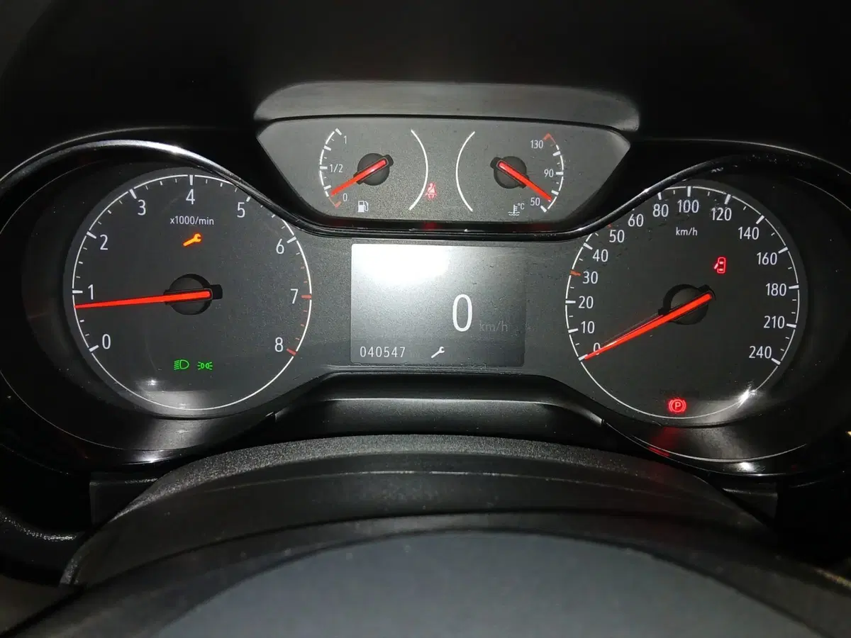 Opel Corsa usata a Genova (13)
