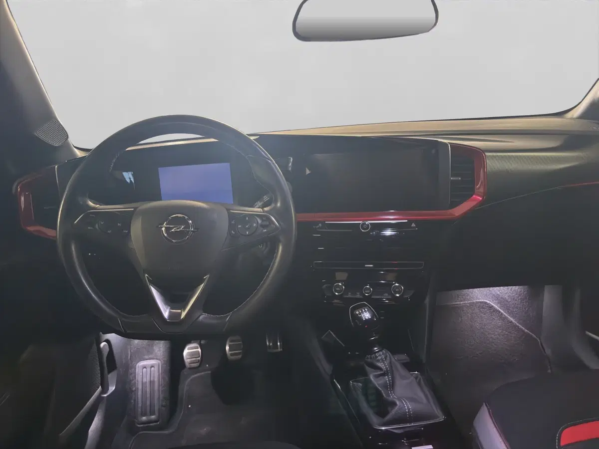 Opel Mokka usata a Genova (11)