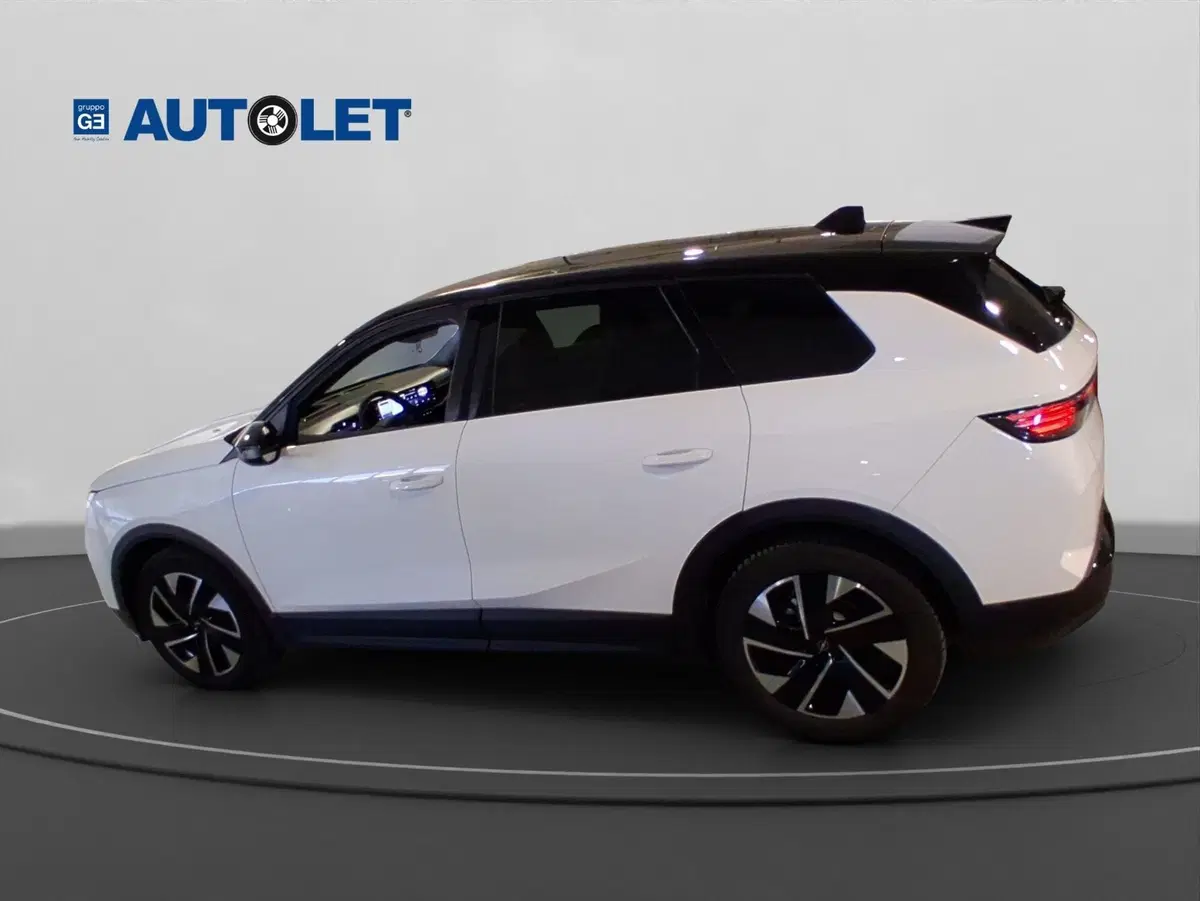 Opel Grandland usata a Genova (5)