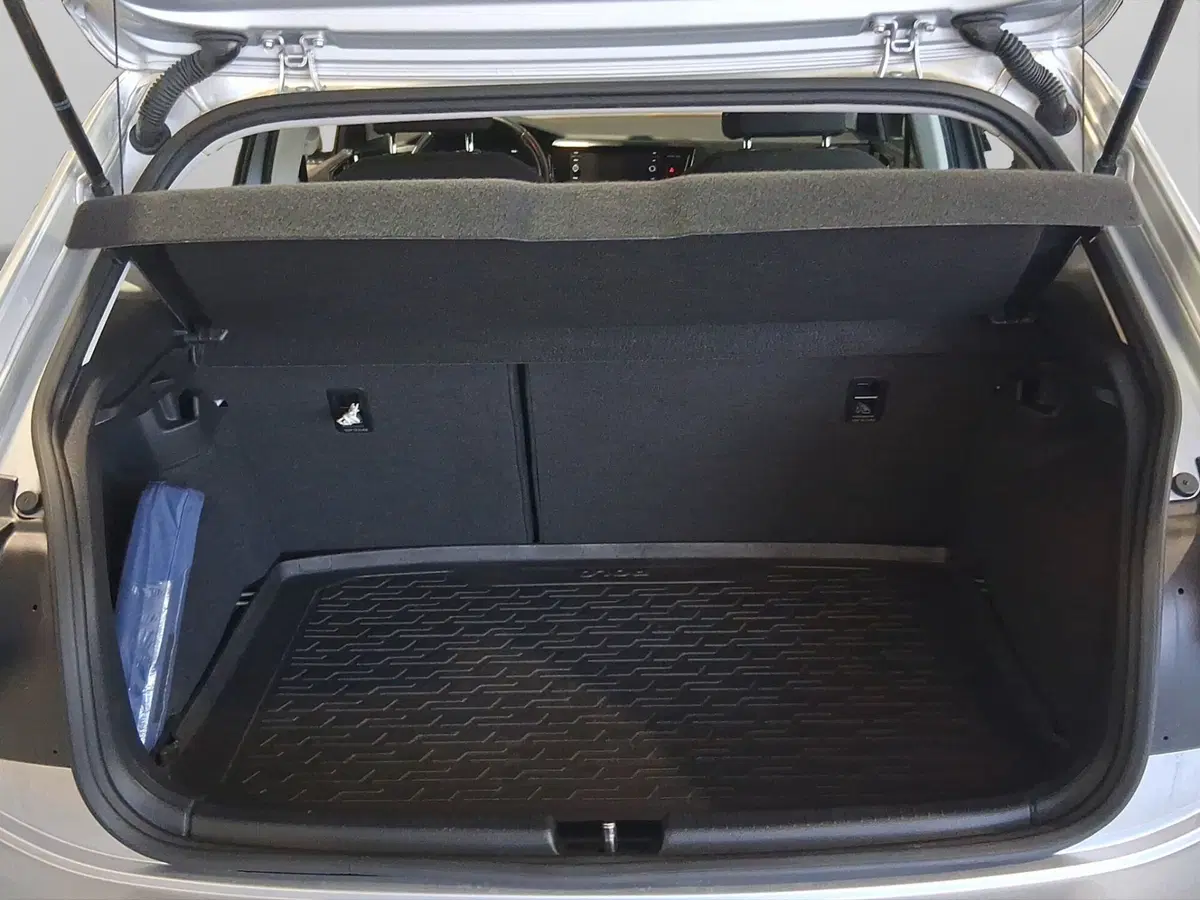 Volkswagen Polo usata a Genova (17)