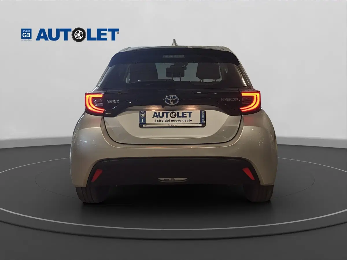 Toyota Yaris usata a Genova (6)