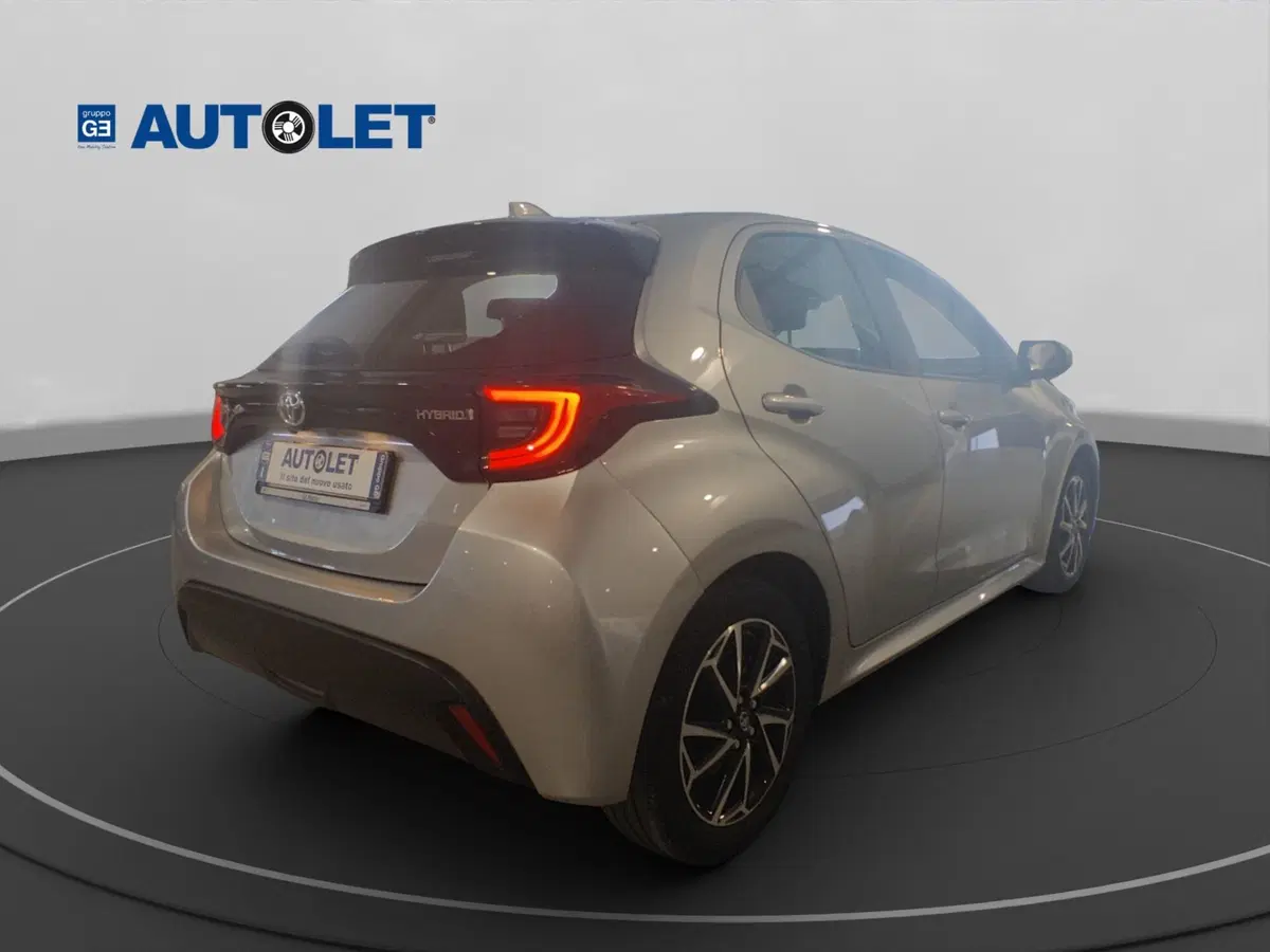 Toyota Yaris usata a Genova (7)
