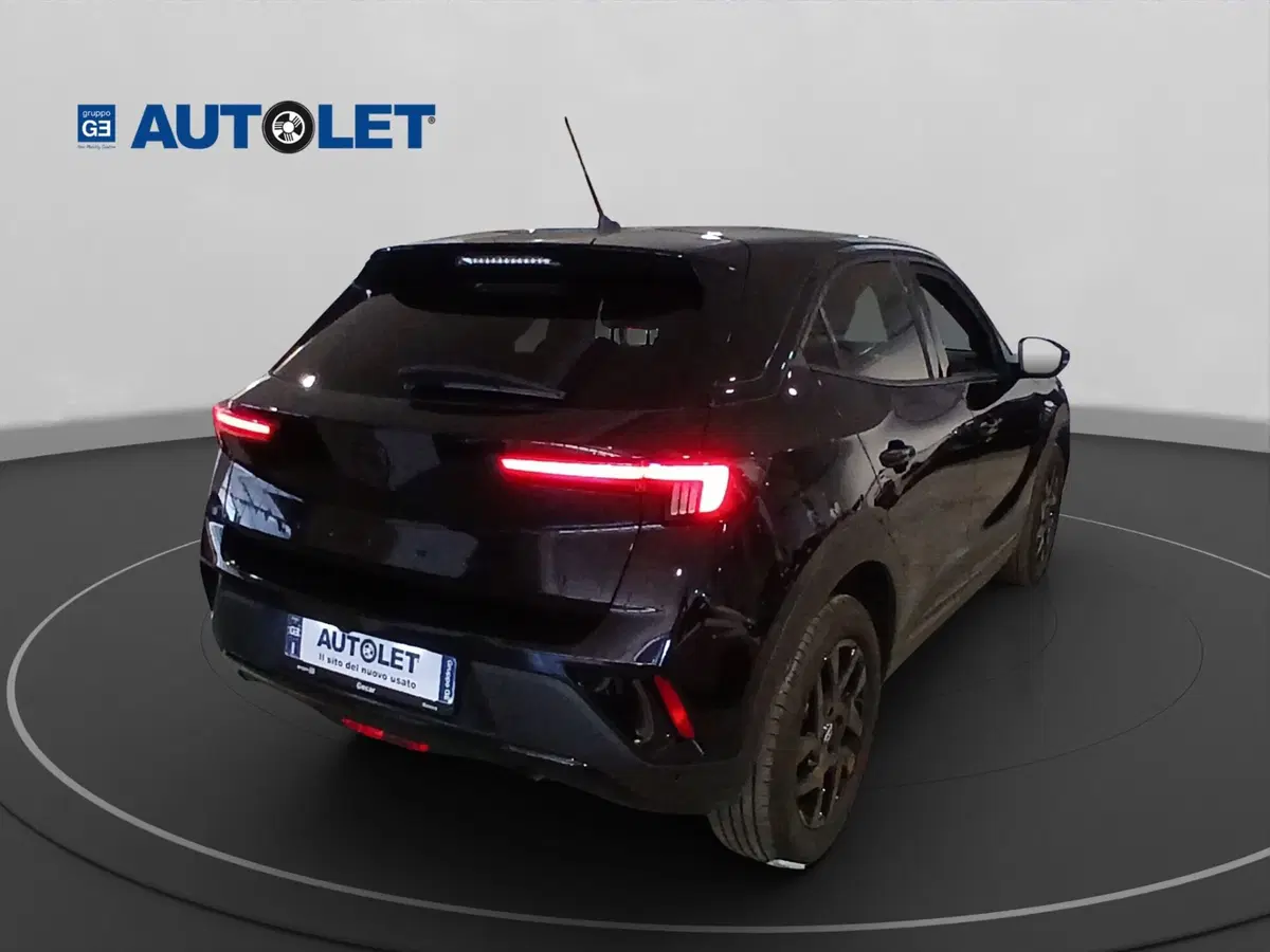 Opel Mokka usata a Genova (7)
