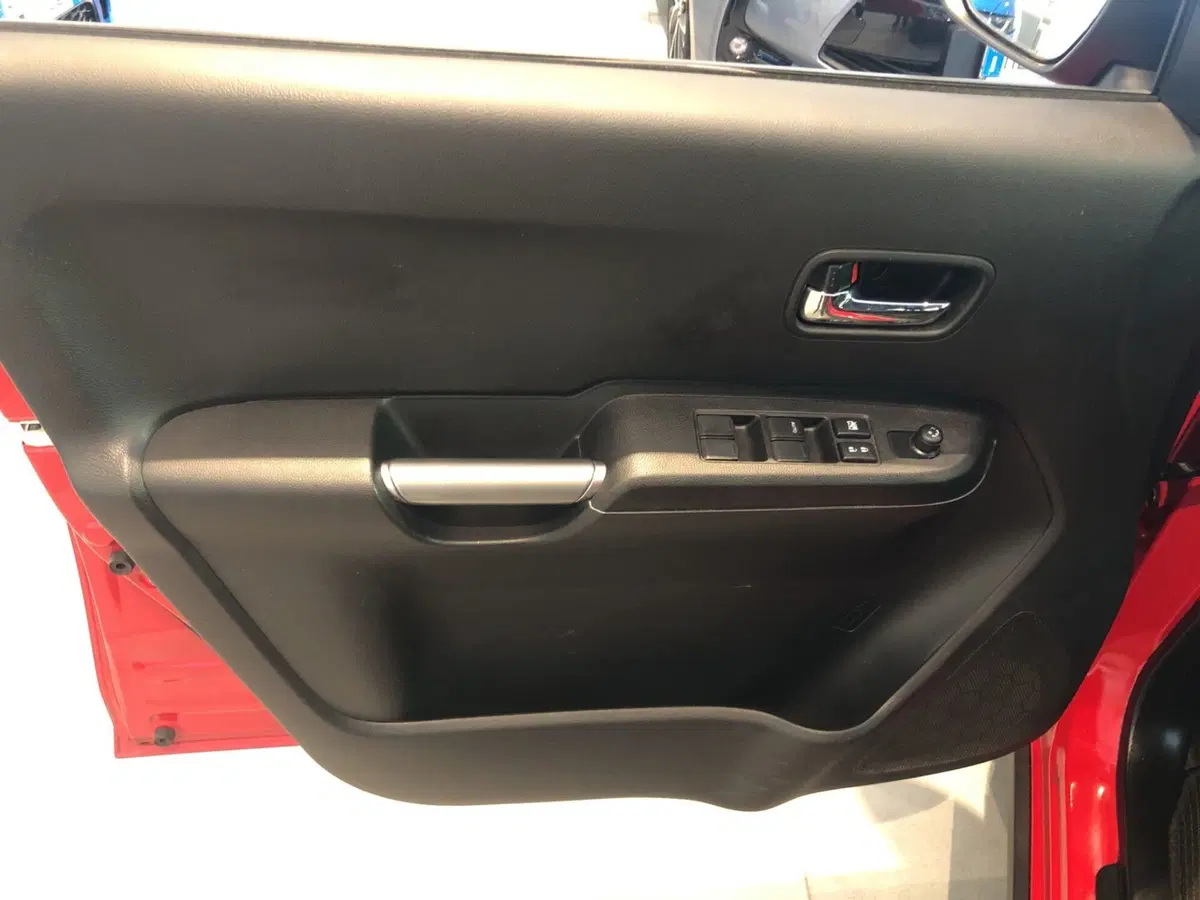 Suzuki Ignis usata a Genova (12)