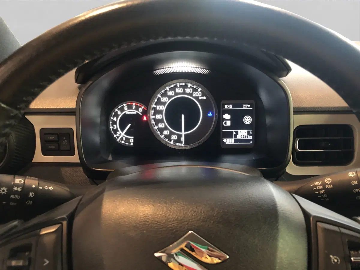 Suzuki Ignis usata a Genova (13)