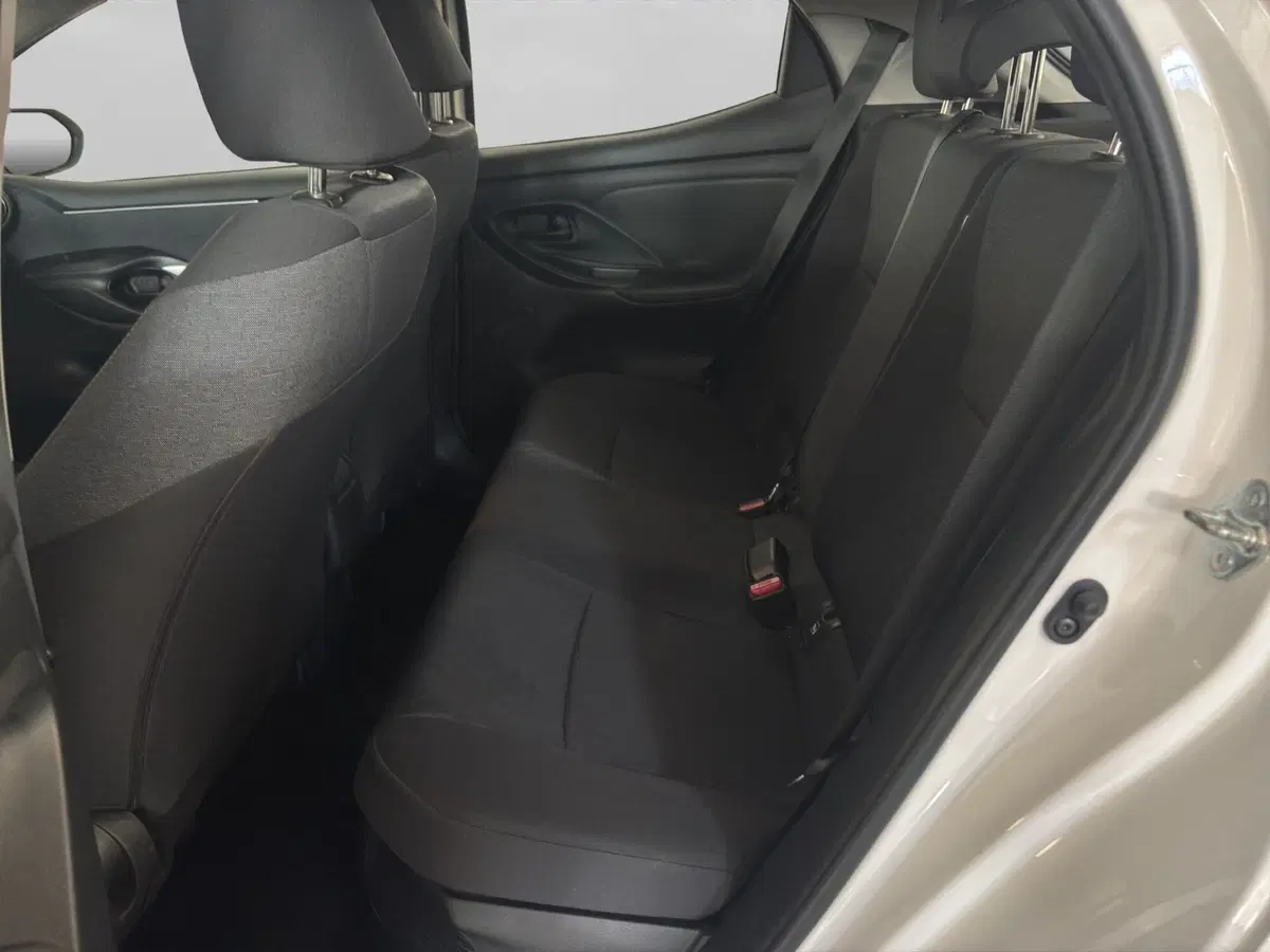 Toyota Yaris usata a Genova (10)