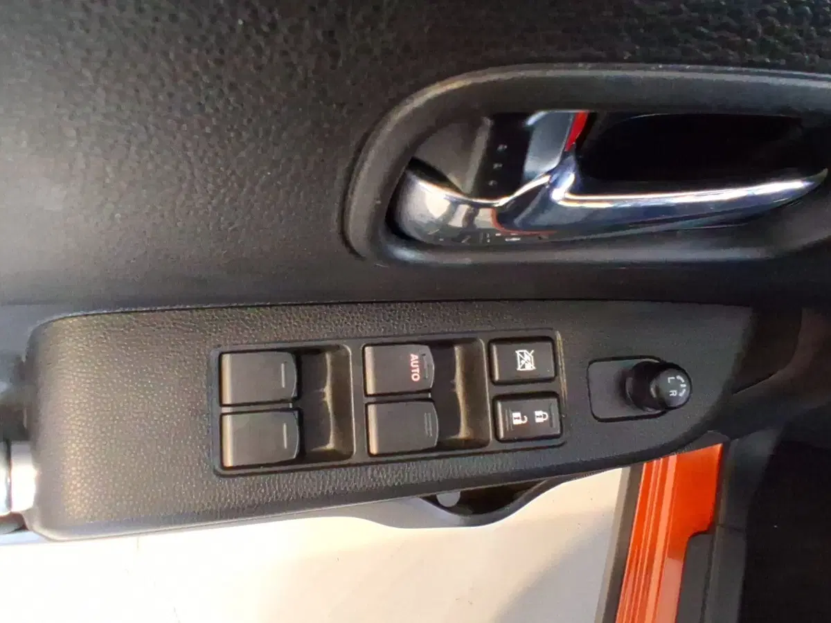 Suzuki Ignis usata a Genova (12)