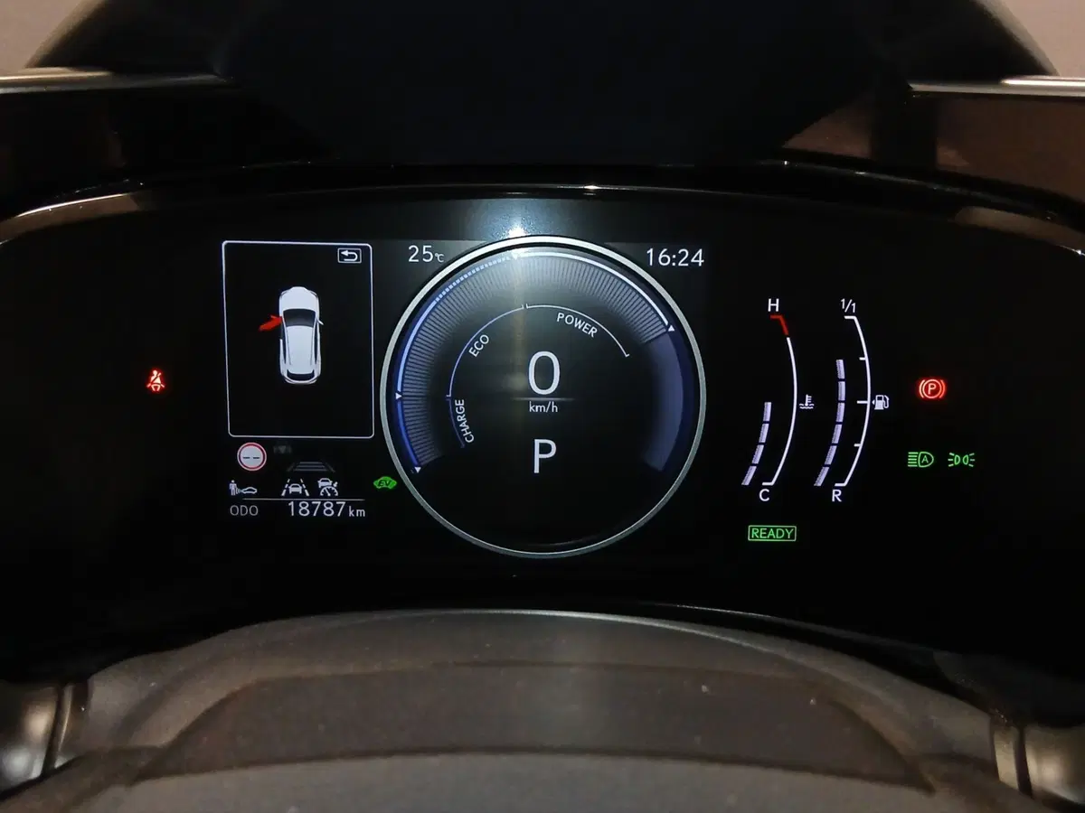 Lexus NX usata a Genova (13)