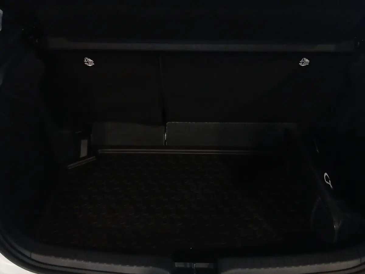 Toyota Yaris usata a Genova (17)