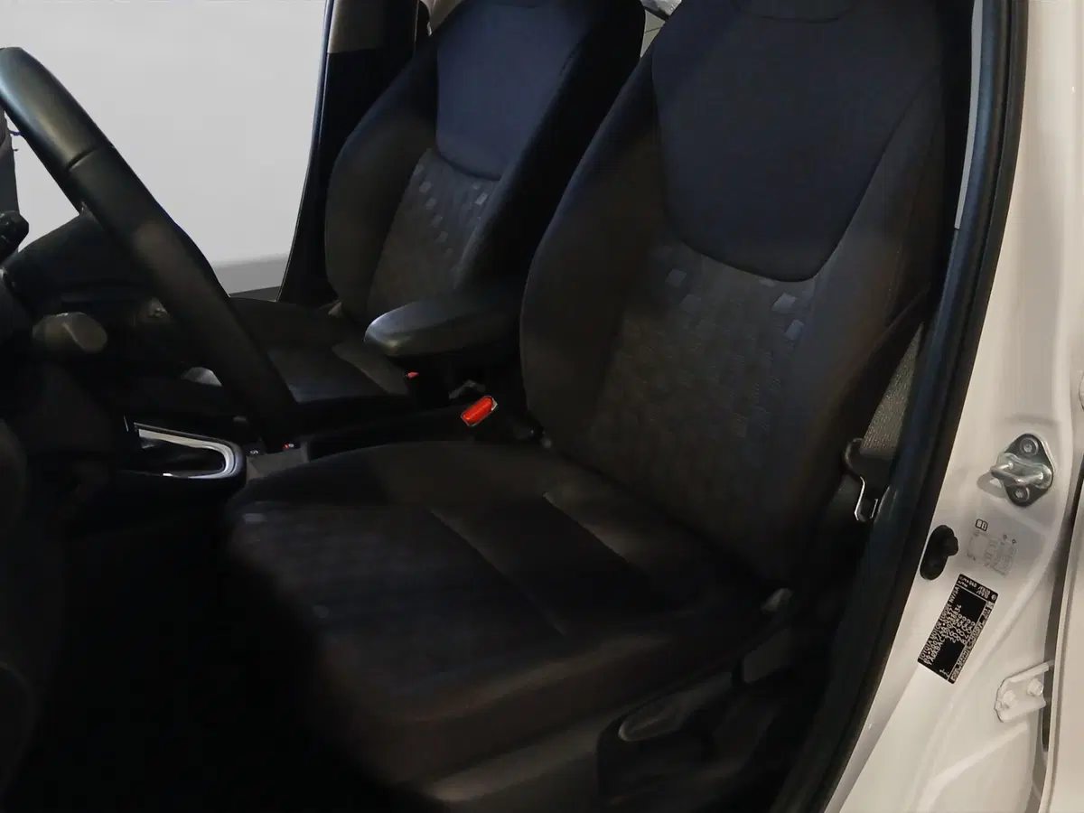 Toyota Yaris usata a Genova (9)