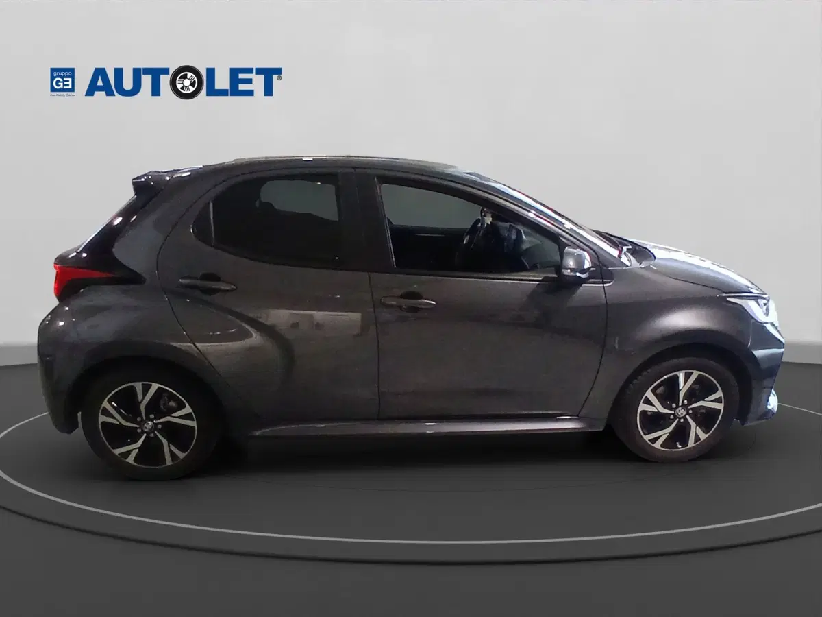 Toyota Yaris usata a Genova (4)