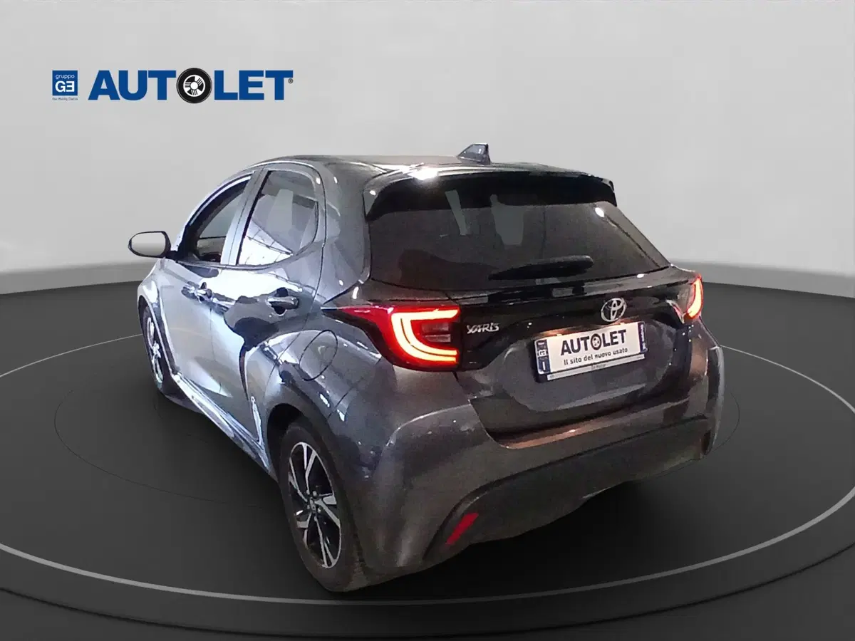Toyota Yaris usata a Genova (8)