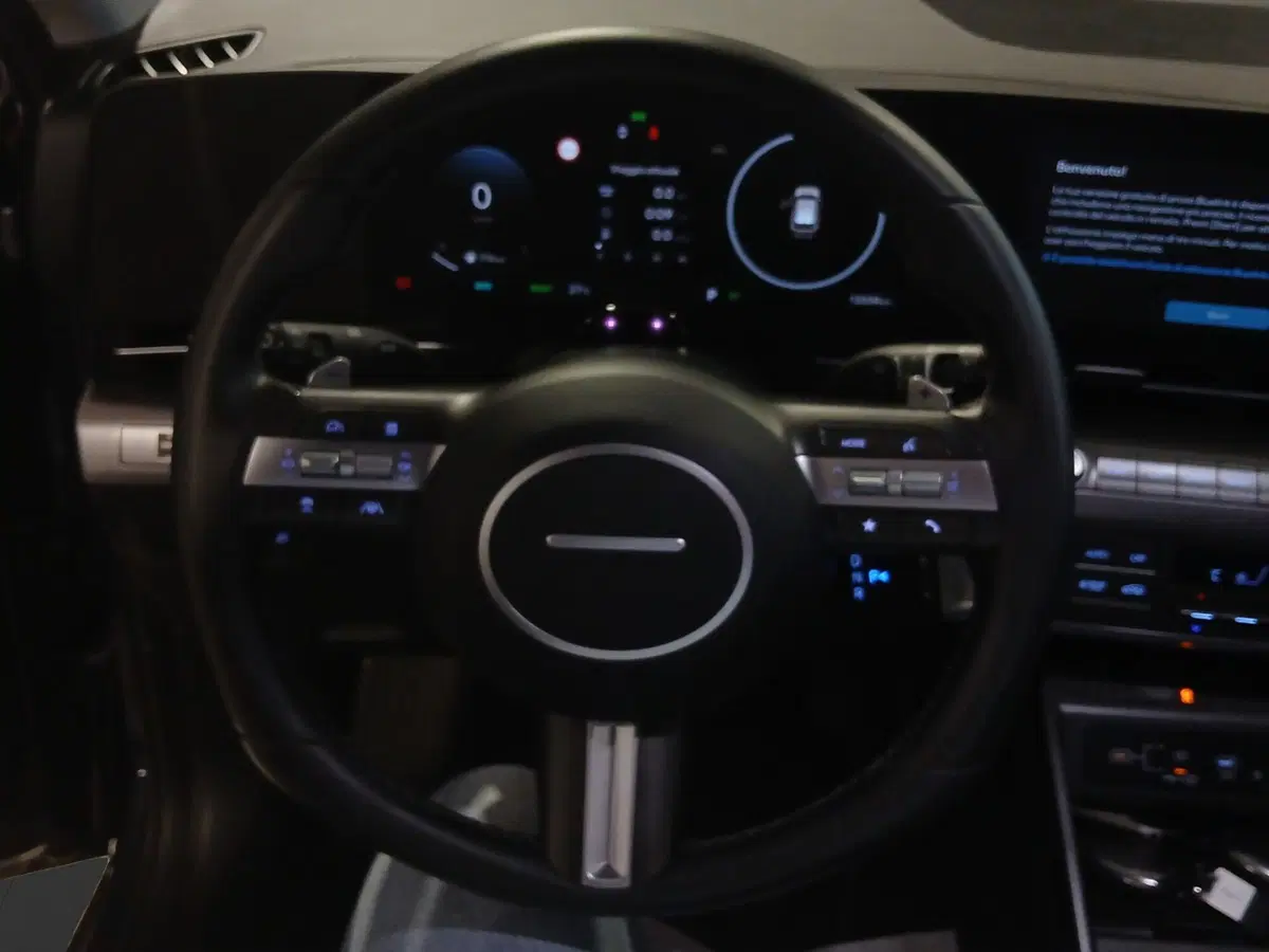 Hyundai Kona usata a Genova (14)