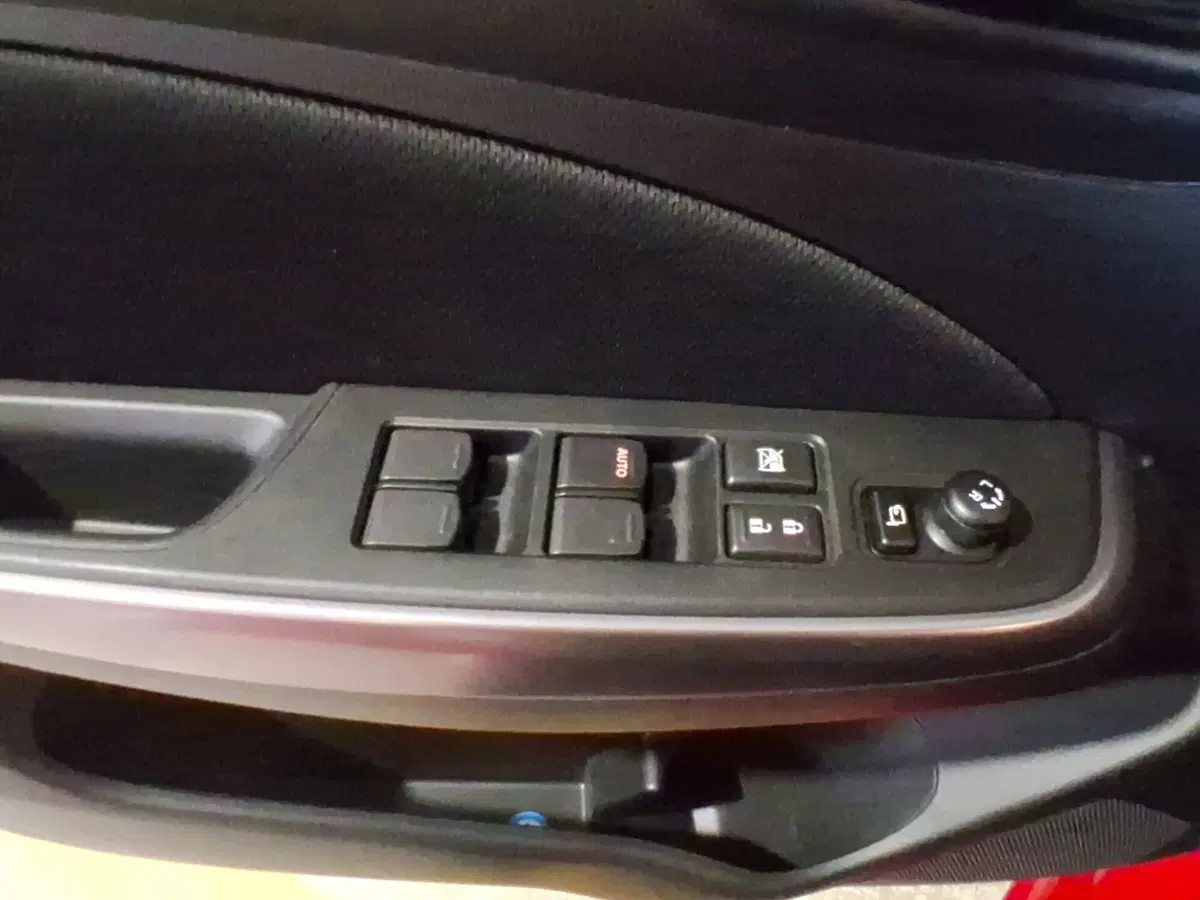 Suzuki Swift usata a Genova (12)