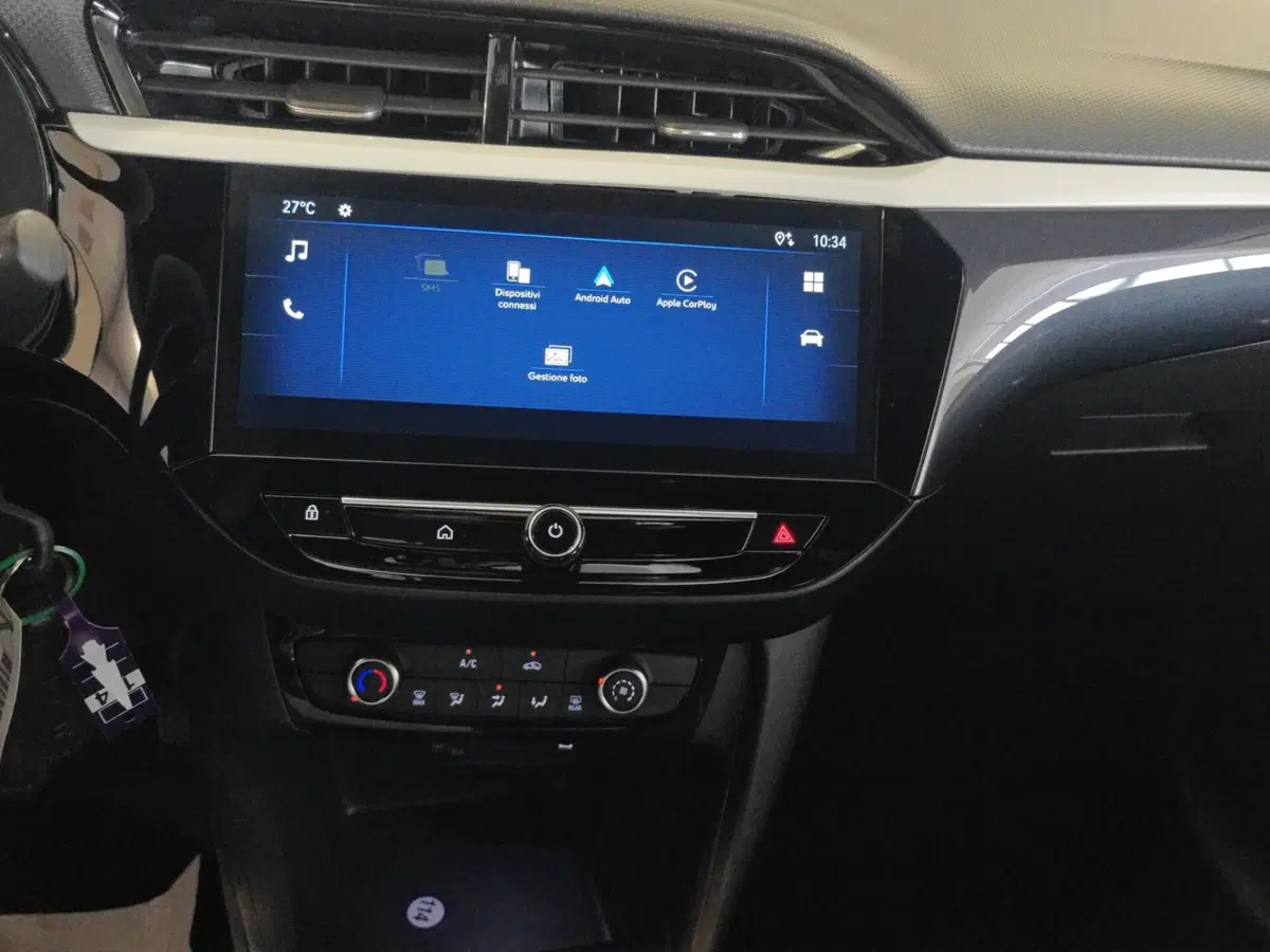 Opel Corsa usata a Genova (15)