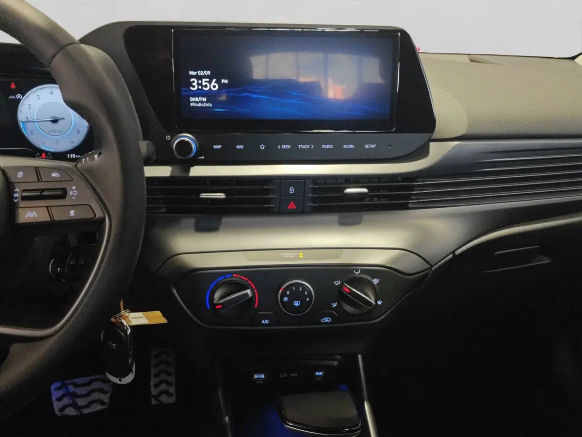 Hyundai Bayon nuova a Genova (15)