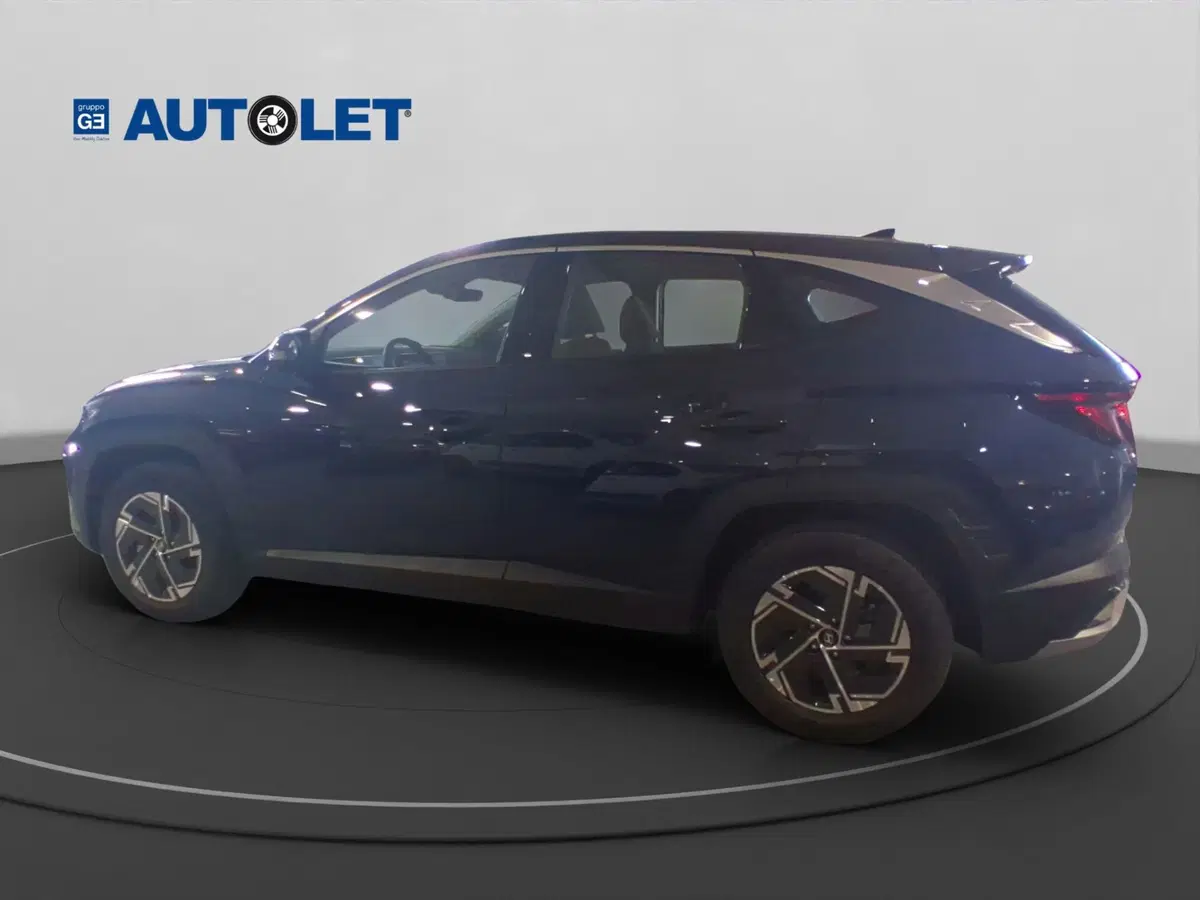 Hyundai Tucson nuova a Genova (5)