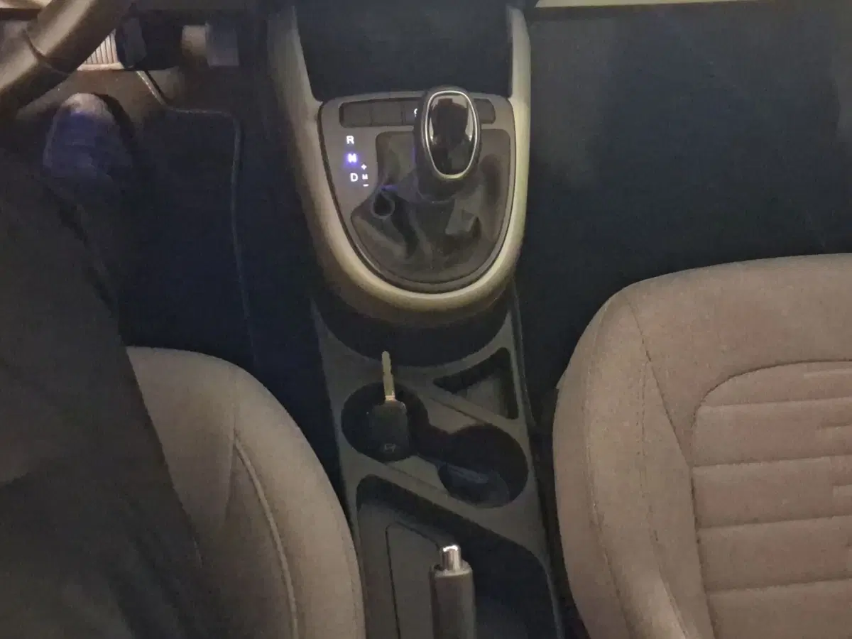 Hyundai i10 usata a Genova (16)