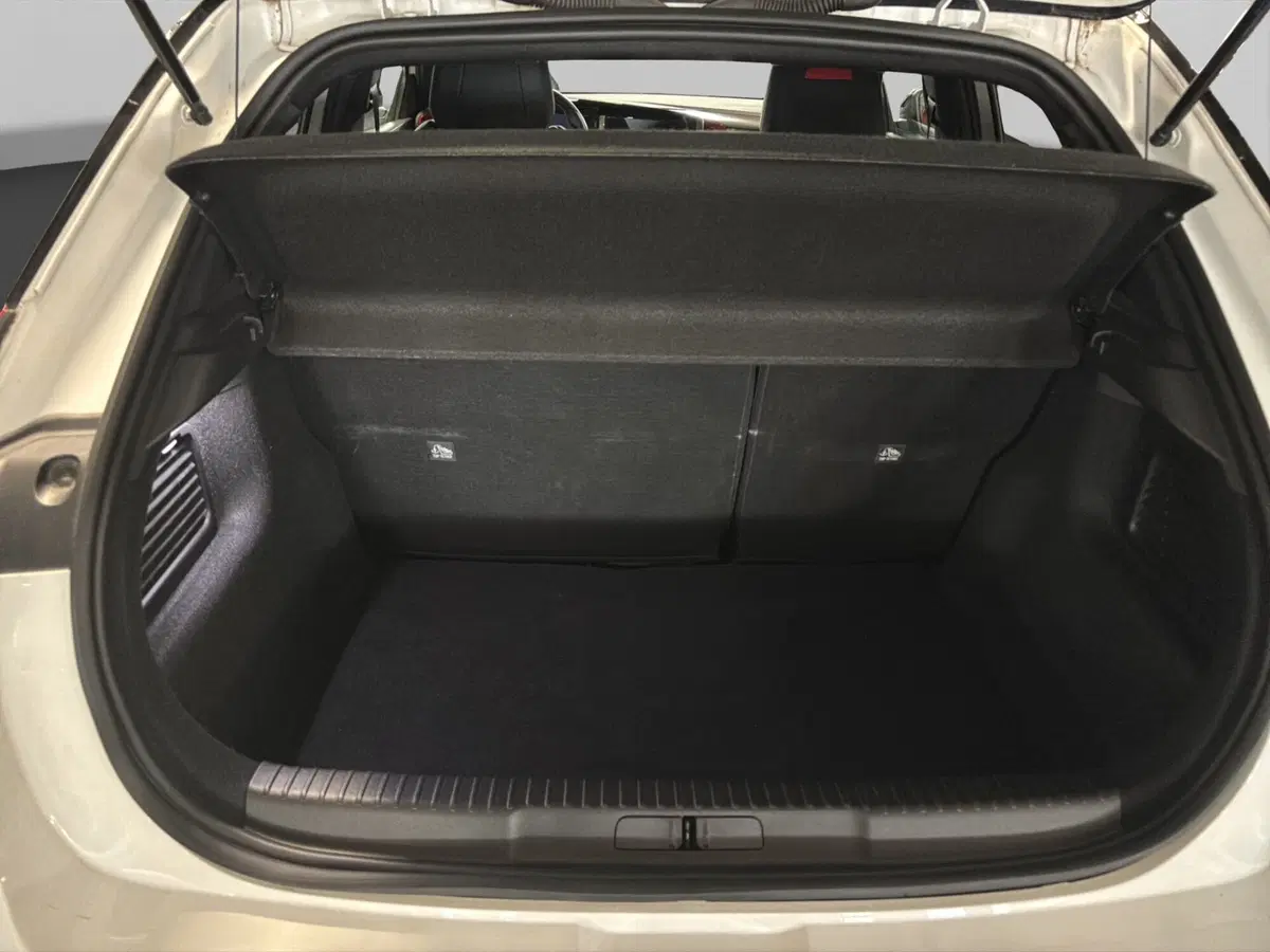 Opel Mokka usata a Genova (17)
